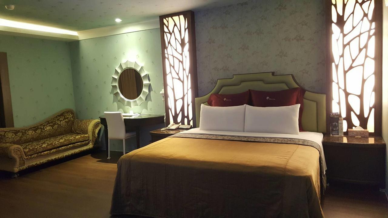 Full Moon Boutique Motel 新竹市 エクステリア 写真
