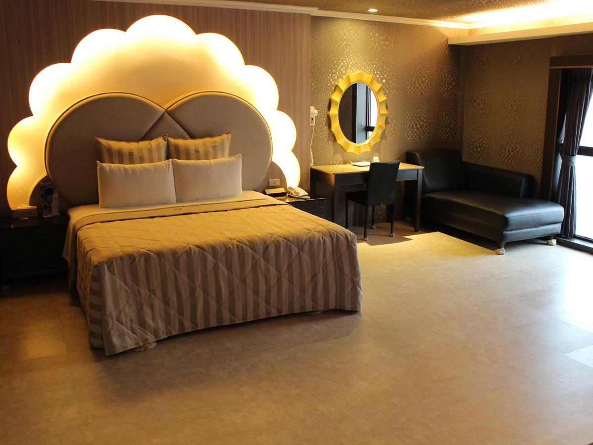 Full Moon Boutique Motel 新竹市 エクステリア 写真